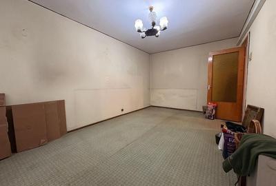 Apartament 2 Camere Decomandat | Obor | 3/8 - 1980 | Necesita renovare - 3