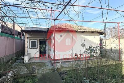 Casă cu Teren 290 Mp în Palas