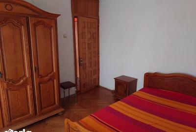 Apartament cu 3 camere decomandat în Central - 4
