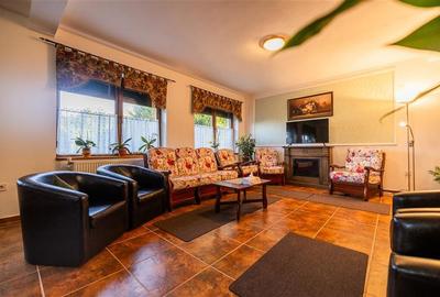 Casă individuală cu 10 camere cu Teren 1742 Mp în Central - 2