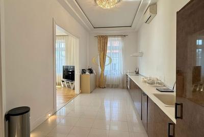 Apartament cu 3 camere în Central