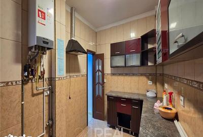 Spațiu comercial, de 278 mp, în Muncii - 1