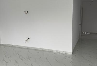 Casă cu 4 camere cu Canalizare în Central - 12