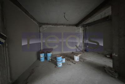 Casă individuală cu 14 camere cu Canalizare în Vitan - 7