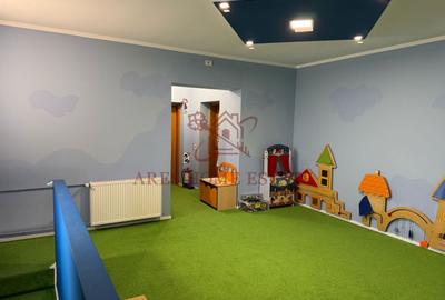 Casă individuală cu 9 camere cu Teren 399 Mp în Girocului - 19