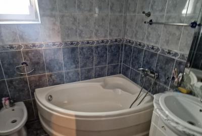 Apartament cu 3 camere decomandat în Ștefan cel Mare - 8