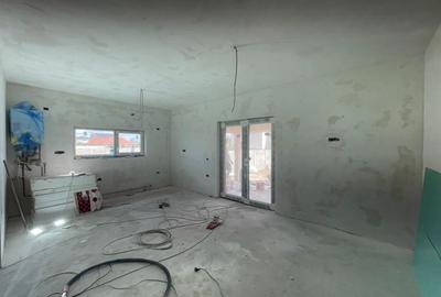 Duplex cu 4 camere cu Teren 255 Mp în Urseni - 1