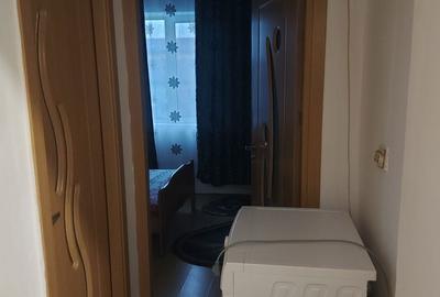 Apartament cu 2 camere semidecomandat în 9 Mai - 5
