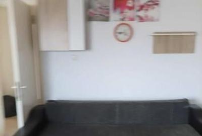 Garsonieră în Apărătorii Patriei - 1