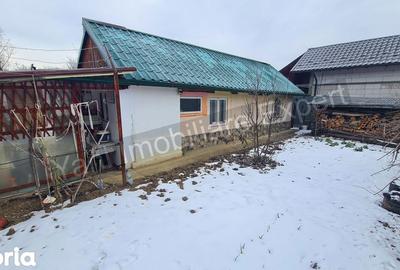Casă cu 2 camere cu Teren 400 Mp în Băiculești - 10