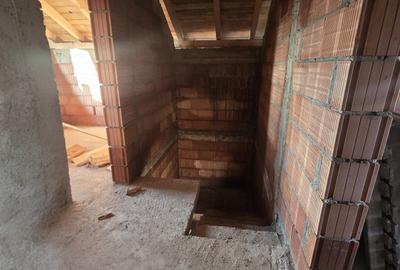 Duplex cu 4 camere cu Teren 280 Mp în Moșnița Nouă - 7