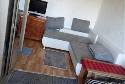 Inchiriez garsoniera - 1