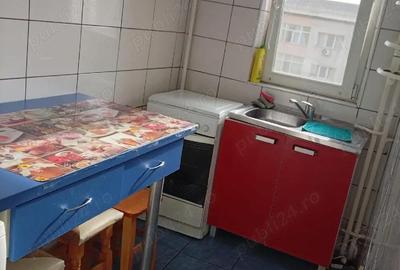 Apartament cu 2 camere decomandat în Central - 2