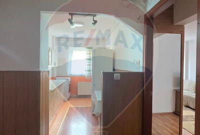 Apartament cu 2 camere decomandat în Sud - 15