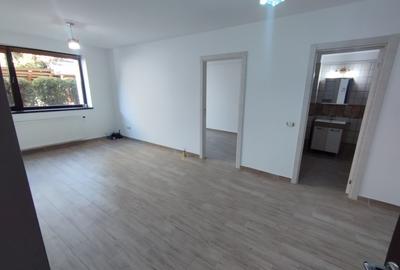 Spațiu comercial, de 50 mp, în Bd. Independenței - 3