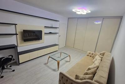 Apartament de 2 camere, decomandat, centrala, balcon, zona Brancoveanu