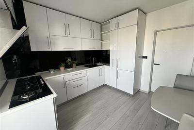 Apartament cu 4 camere decomandat, mobilat în Răcădău - 8