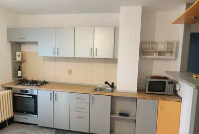 Inchiriez apartament 4 camere, decomandate, Manastur - 2