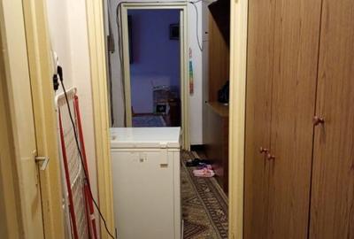 Enescu, zona Albina, 2 camere, decom., etaj 1 - 1