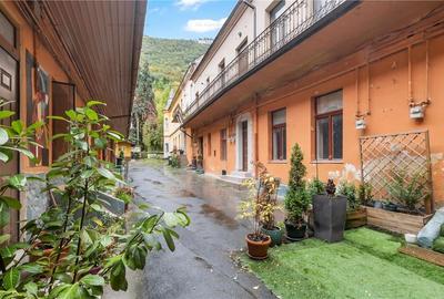 COMISION 0% | 3 camere | Centrul Istoric | Curte comuna si Beci - 9