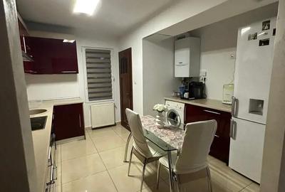 Apartament cu 3 camere decomandat în Târnăveni - 3