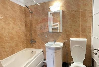 Apartament cu 2 camere decomandat, mobilat în Central