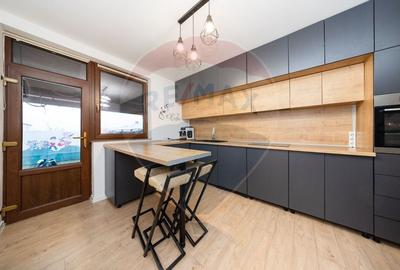 Casă cu 5 camere cu Teren 500 Mp în Sânpetru - 3