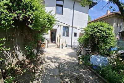 Casă cu 3 camere cu Canalizare în Crângași - 18