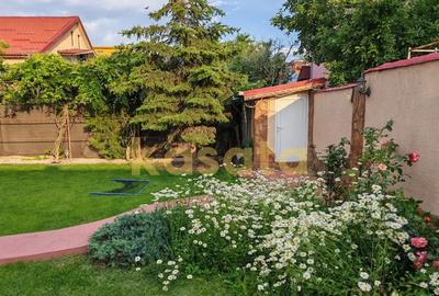 Casă cu 7 camere cu Canalizare în Central - 3