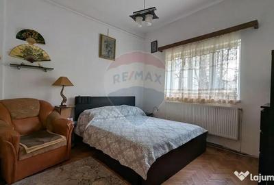 Casă cu 11 camere cu Teren 330 Mp în Iancului - 3