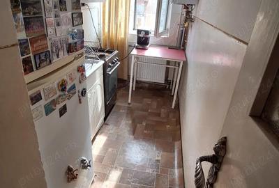 Inchiriez apartament 3 camere (Str Platanilor)- Proprietar disponibil imediat - 2