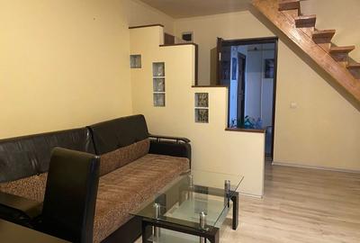 Apartament cu 3 camere decomandat în Central - 1