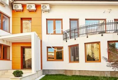 Spațiu comercial, de 700 mp, în Central - 5