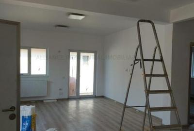 Casa individuala,la 800-900 m de STB si 4 km de metrou.Finalizata - 23