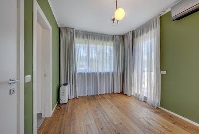 Duplex cu 4 camere cu Teren 302 Mp în Odăi - 18