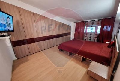 Apartament cu 3 camere de vanzare in Constanta -Km5 - 8