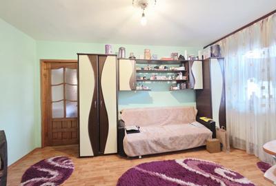 Apartament cu 2 camere semidecomandat în Micro 40