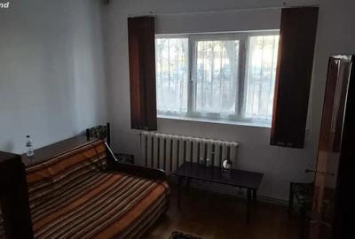 Apartament cu 4 camere decomandat în Gară - 2