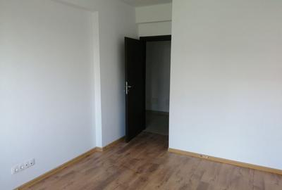 Apartament  3 camere de vânzare 10 minute de metrou ! - 17