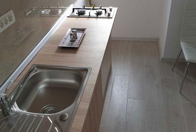 Garsonieră decomandată în Central - 2