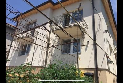 Casă cu 4 camere în Baciu - 2