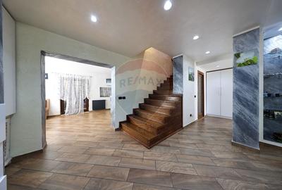 Conac, proprietate unica, in mijlocul naturii, Sacele! - 13