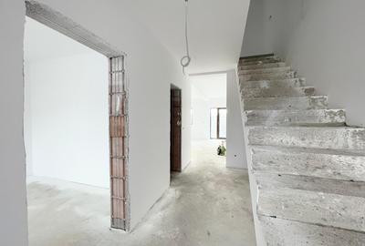 Duplex cu 4 camere cu Canalizare în Moșnița Veche - 5