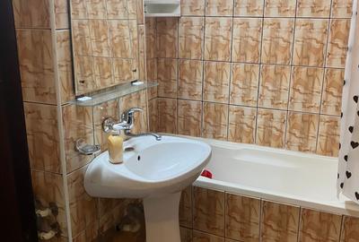 Apartament cu 2 camere decomandat în Republicii - 3