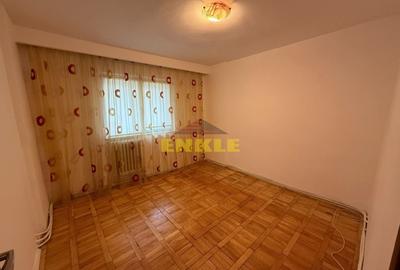 Apartament cu 3 camere decomandat în Central - 8