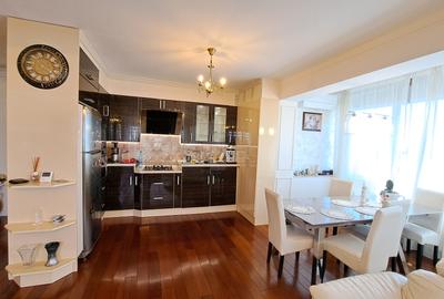 PENTHOUSE LUX - LOCATIE EXCELENTA -VIEW SUPERB - TERASA AMENAJATA 300 MP - 30