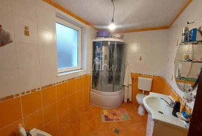 Casă cu Teren 1700 Mp în Unirii - 4