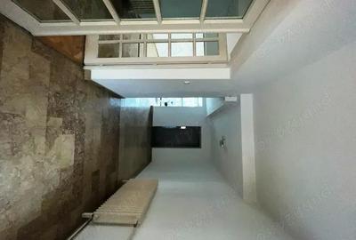 Casă cu 6 camere cu Teren 644 Mp în Băneasa - 4