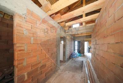 Casa tip duplex, curte separata si acces privat separat - 4