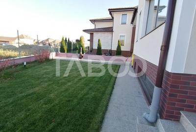 Casa individuala de vanzare cu garaj si teren generos in Selimbar Casa individuala de vanzare cu garaj si teren generos in Selimbar - 14